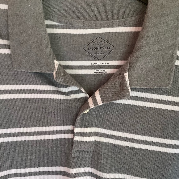 St. John’s Bay Mens size Large gray and white striped short sleeve polo shirt. - Picture 3 of 5
